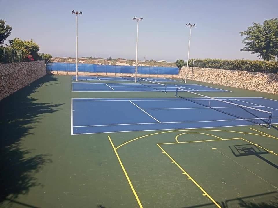 Neot Golf Kz Place Aparthotel Caesarea Esterno foto